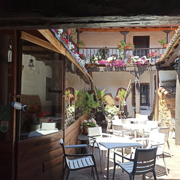 Patio interior restaurante la cocina vieja